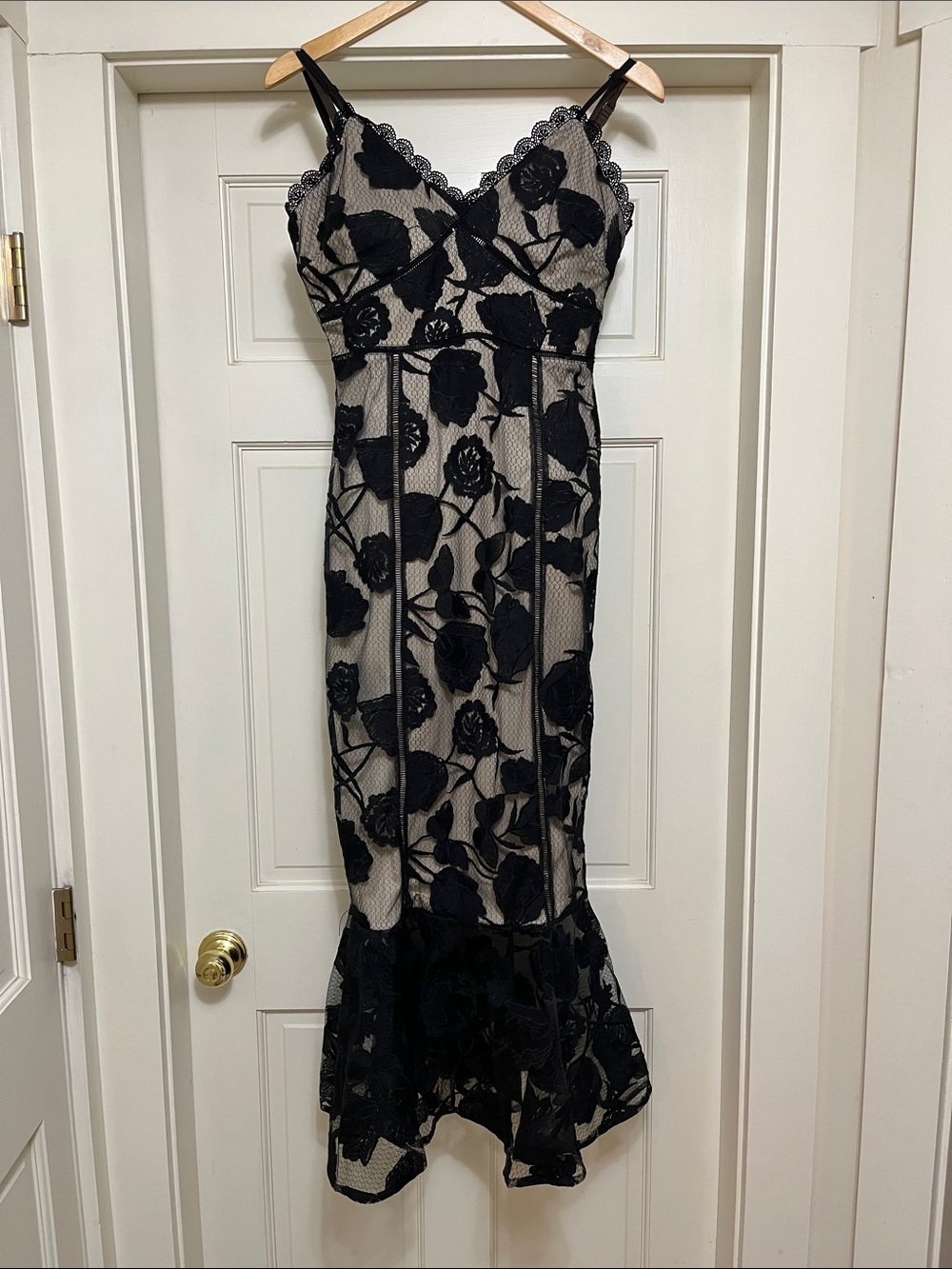 Lulu's Black Lace-Overlay Midi Dress with Floral Appliqué